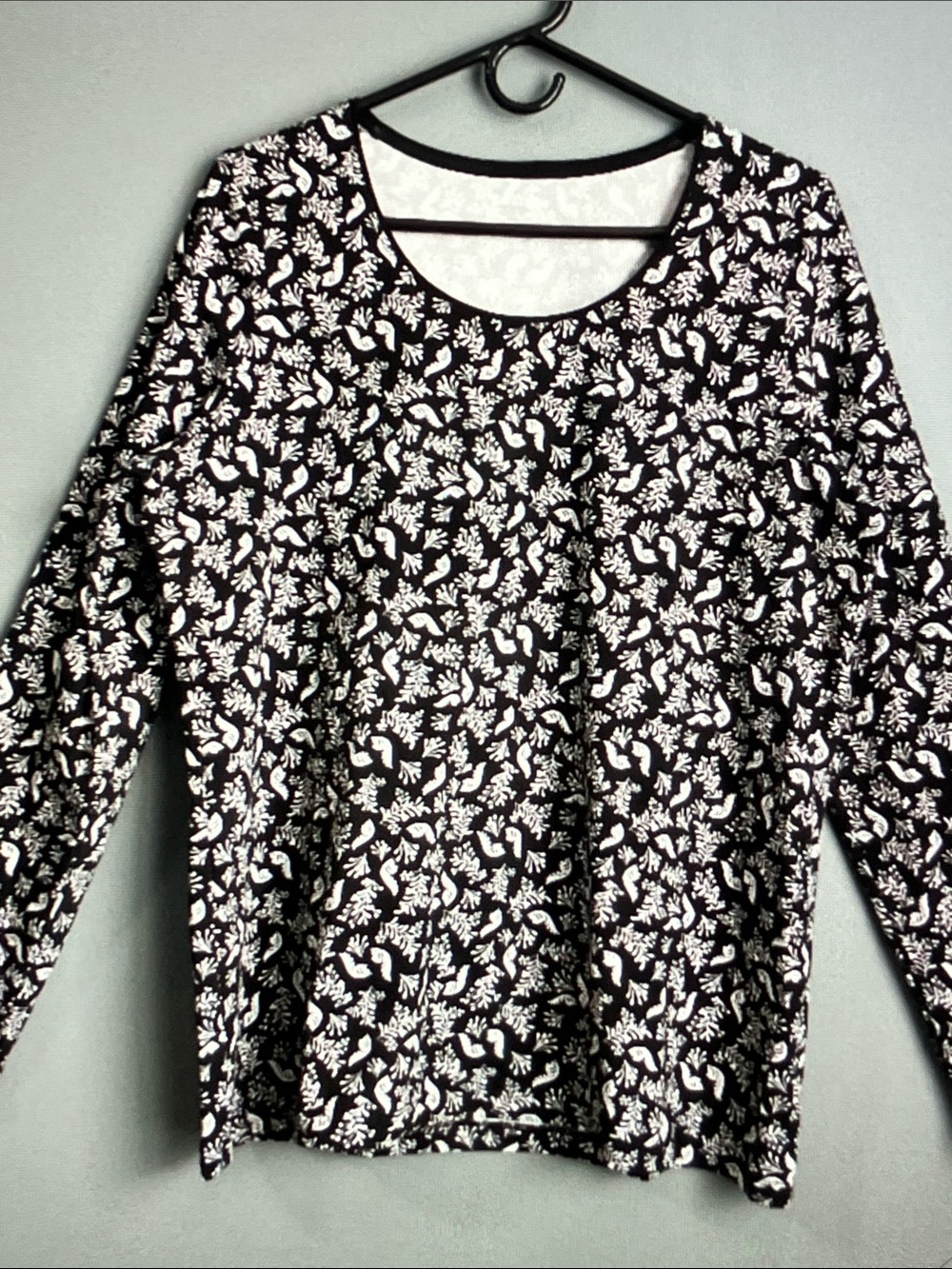 Kim Rogers Black and White Floral-Print Long Sleeve Top